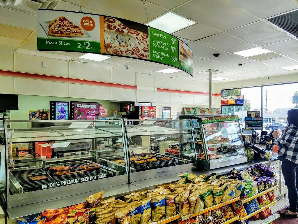 7-Eleven | 843 W Glenoaks Blvd, Glendale, CA 91202, USA | Phone: (818) 247-4160