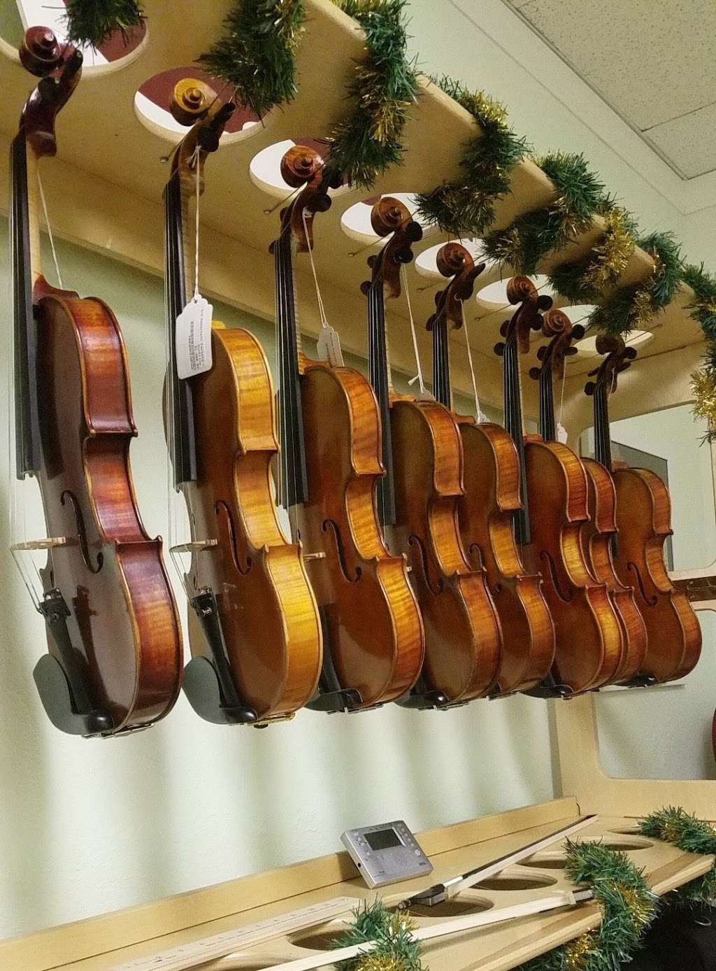 Violin Outlet | 900 East Karen Avenue A122, Las Vegas, NV 89109, USA | Phone: (702) 733-3028