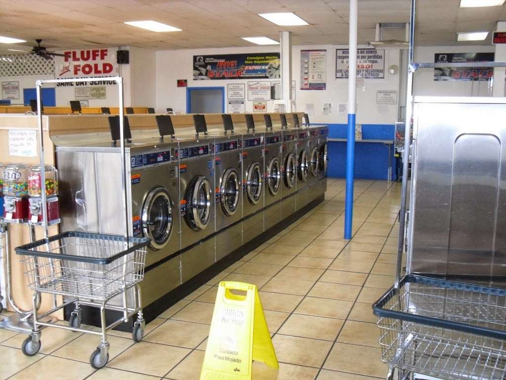 Love Laundry | 2560 N Las Vegas Blvd, North Las Vegas, NV 89030 | Phone: (702) 399-8648