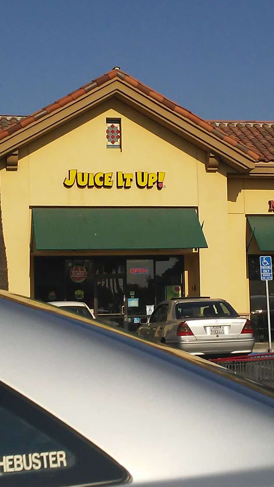 Juice It Up! | 11251 Sierra Ave, Fontana, CA 92337, USA | Phone: (909) 355-3305