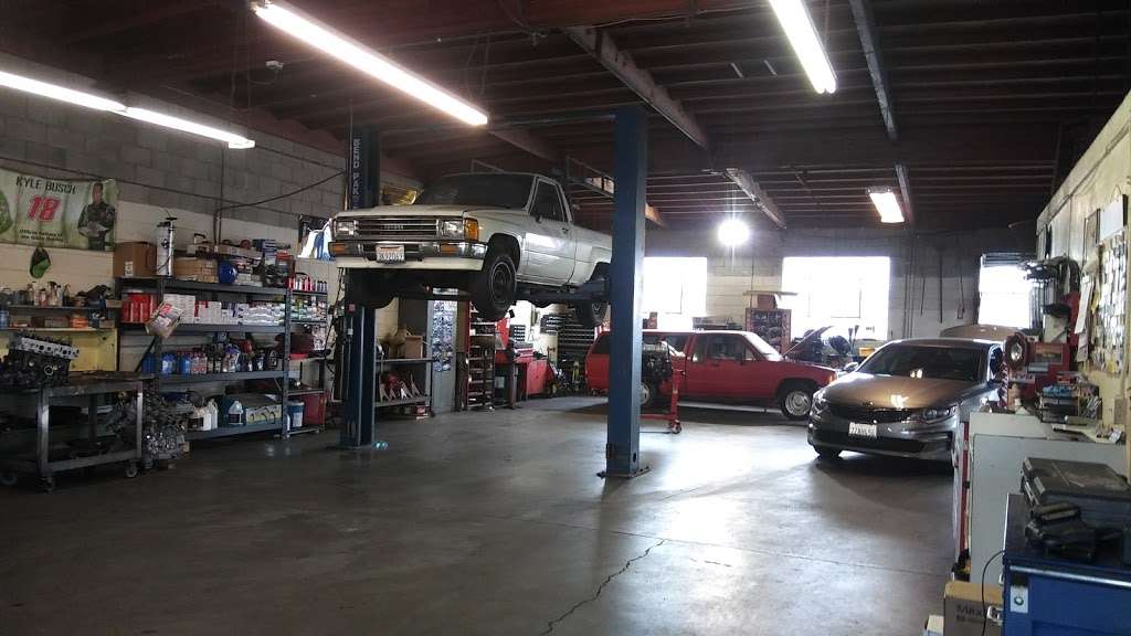 J & J Auto Repair | 12262 1/2 Woodruff Avenue, Downey, CA 90241, USA | Phone: (562) 803-6633