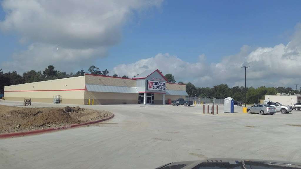 Tractor Supply Co. | 10800 TX-242, Conroe, TX 77385 | Phone: (936) 271-4000