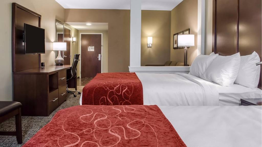 Comfort Suites Manheim - Lancaster | 543 Champ Blvd, Manheim, PA 17545, USA | Phone: (717) 898-2926