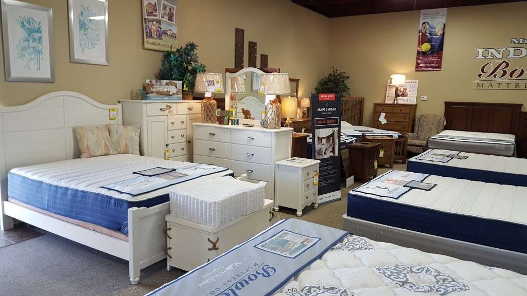 Longs Furniture World & Mattress | 4108 US-31, Franklin, IN 46131, USA | Phone: (317) 738-3302