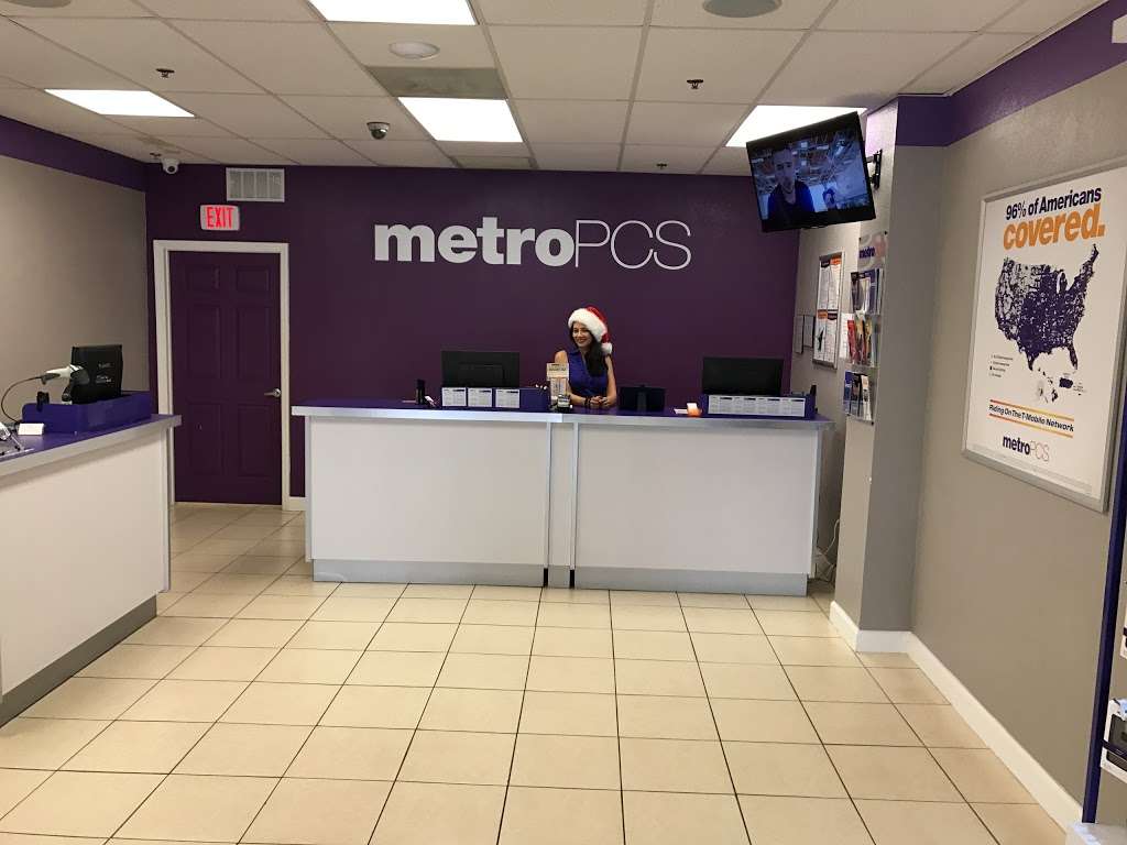 Metro by T-Mobile | 11937 W Sunrise Blvd, Plantation, FL 33323, USA | Phone: (954) 236-4585