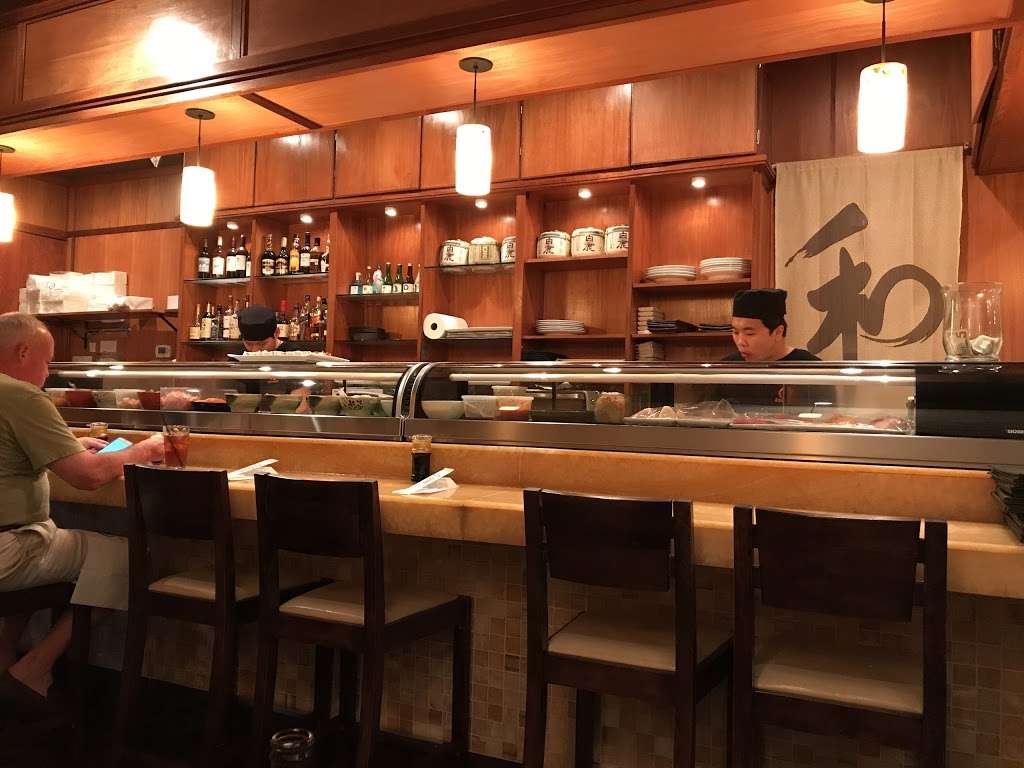 Izumi Sushi | 9861 Georgetown Pike, Great Falls, VA 22066, USA | Phone: (703) 759-7788