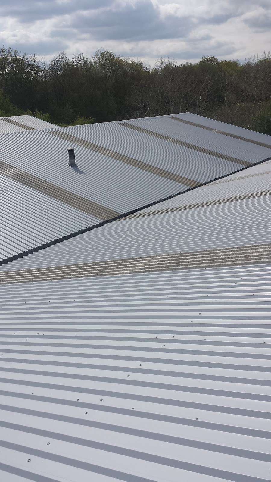 samuels industrial roofing | 29 Osterley Cl, Stevenage SG2 8SN, UK | Phone: 01438 742621