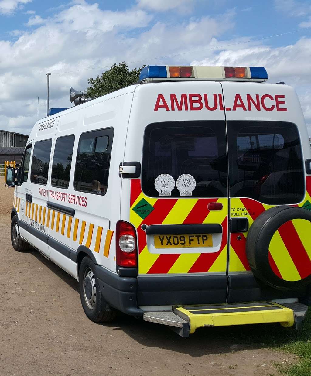 Primary Ambulance Services Ltd | Little Mollands Farm, South Ockendon RM15 6RX, UK | Phone: 020 8592 1746