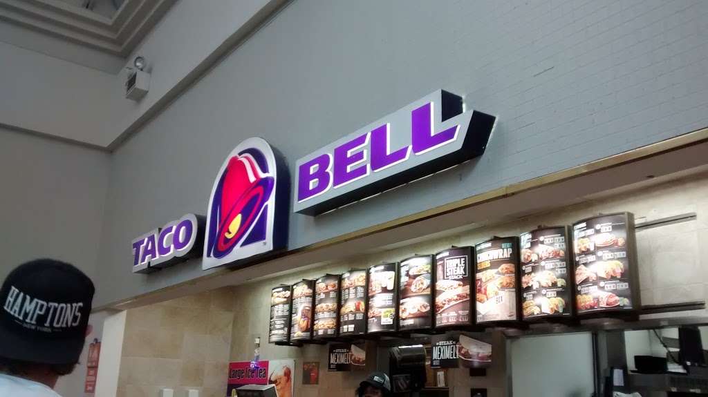 Taco Bell | 8001 S Orange Blossom Trail #952, Orlando, FL 32809, USA | Phone: (407) 857-6626