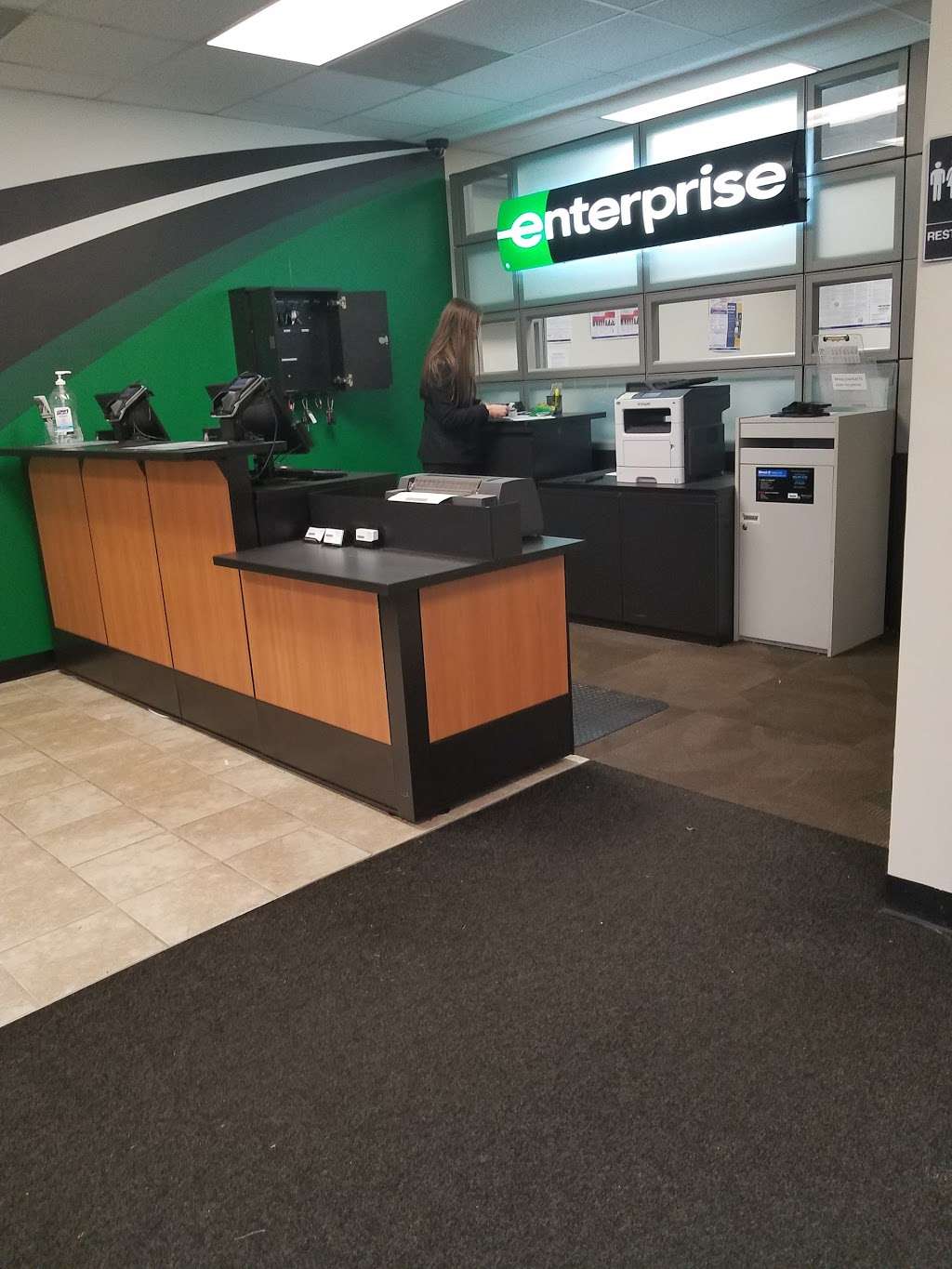 Enterprise Rent-A-Car | 3501 Brookshire Blvd, Charlotte, NC 28216 | Phone: (704) 971-9140