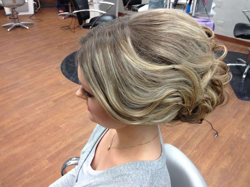 La Mode Hair Design & Spa | 1811 Waukegan Rd, Glenview, IL 60025, USA | Phone: (847) 729-0196