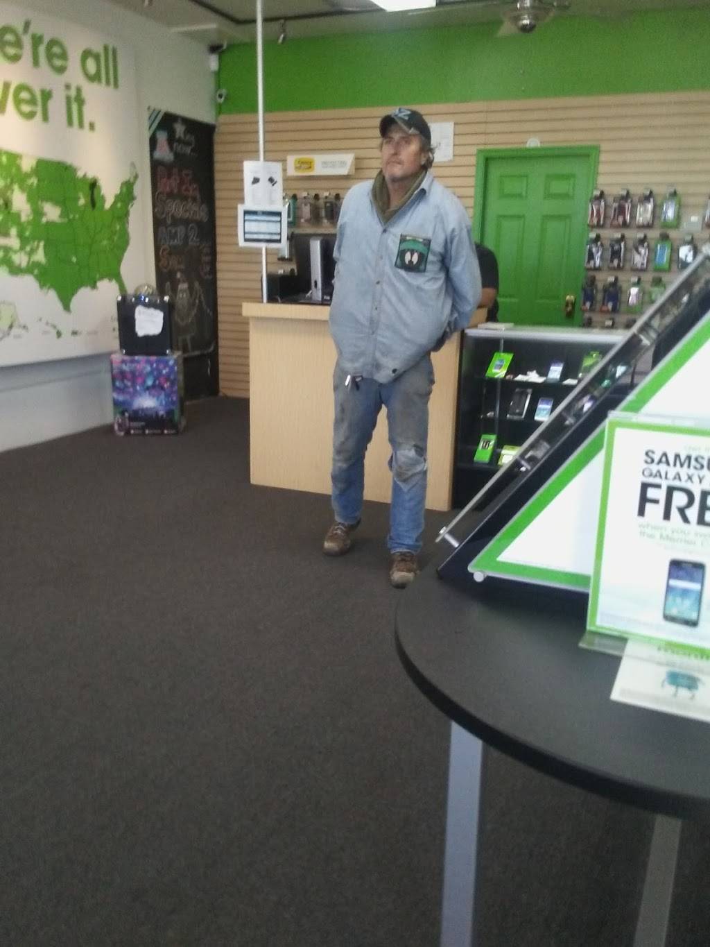 Cricket Wireless Authorized Retailer | 2416 N Craycroft Rd, Tucson, AZ 85712, USA | Phone: (520) 441-3637