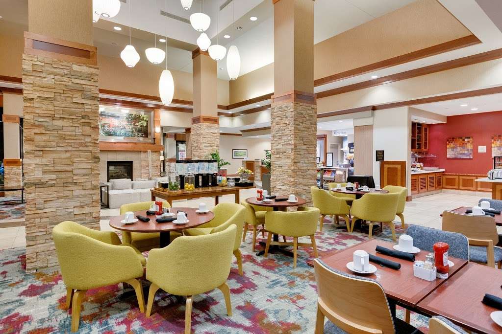 Hilton Garden Inn Milwaukee Airport | 5890 S Howell Ave, Milwaukee, WI 53207, USA | Phone: (414) 481-8280