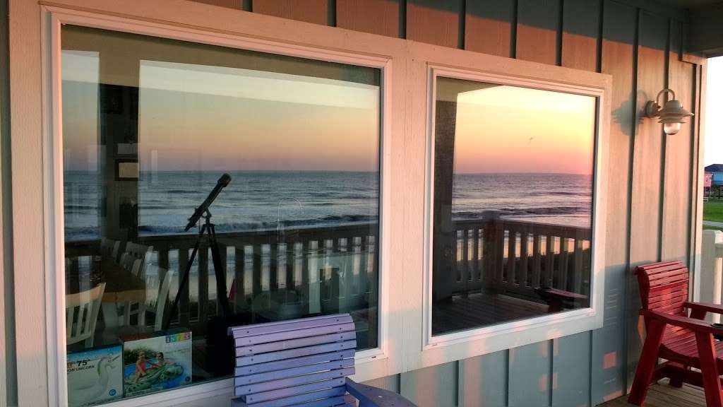 Nanas Beach Cabin | 889, 899 Main St, Galveston, TX 77550, USA