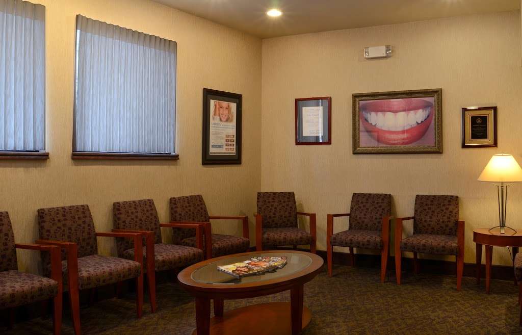 DeJesus Dental Group | 4131 Main St, Bridgeport, CT 06606, USA | Phone: (203) 372-1220