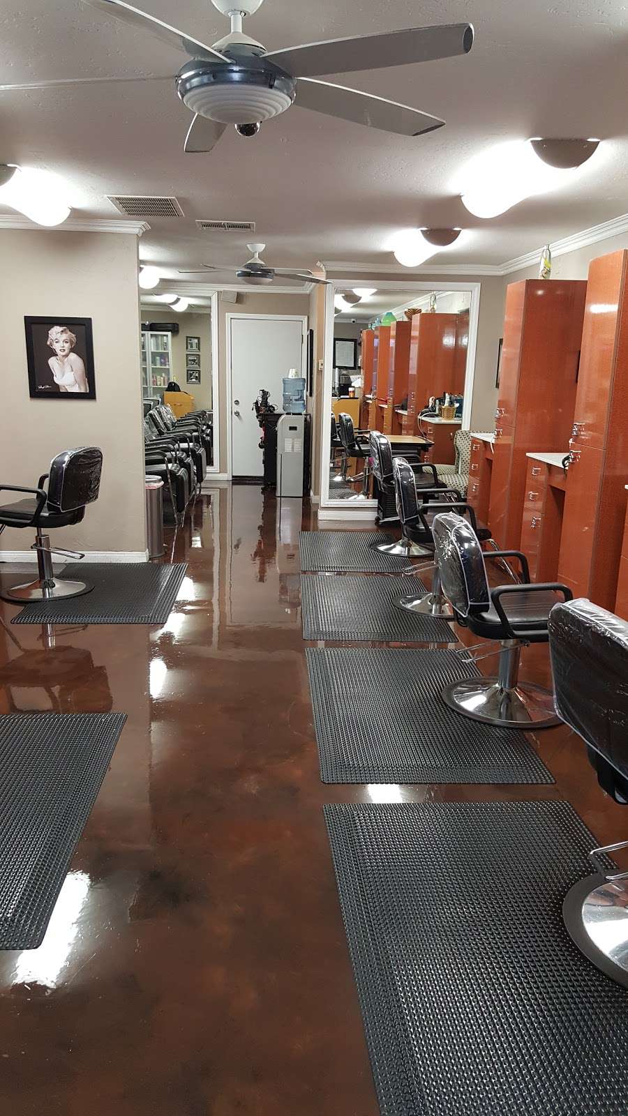 Pizazz Salon and Spa | 7676 Jackson Dr # 5, San Diego, CA 92119, USA | Phone: (619) 582-7459