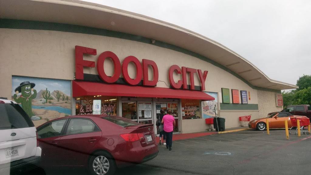 Food City | 1200 E Long Ave, Fort Worth, TX 76106, USA | Phone: (817) 624-0900