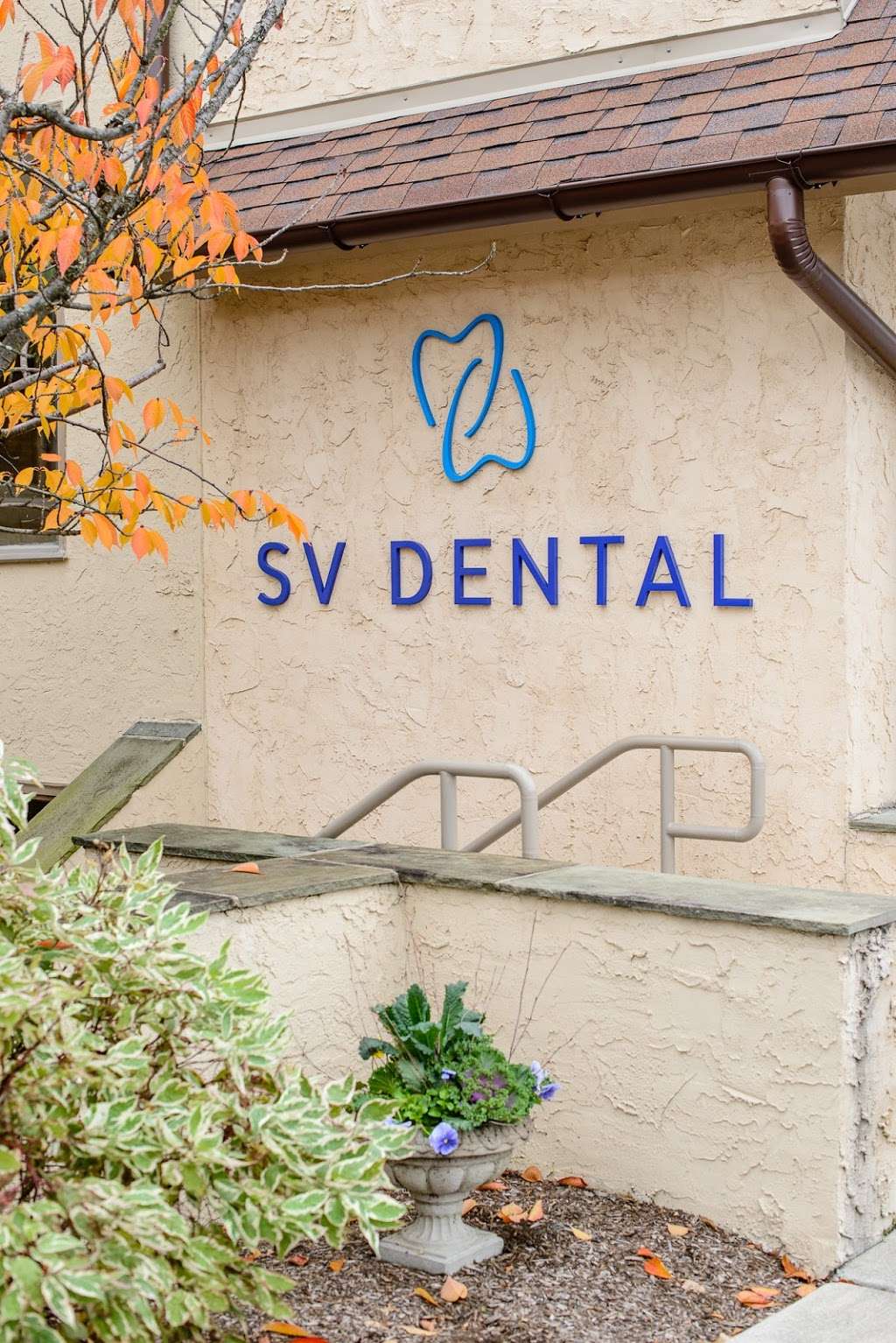 SV Dental | 195 W Lancaster Ave, Paoli, PA 19301, USA | Phone: (610) 296-7797