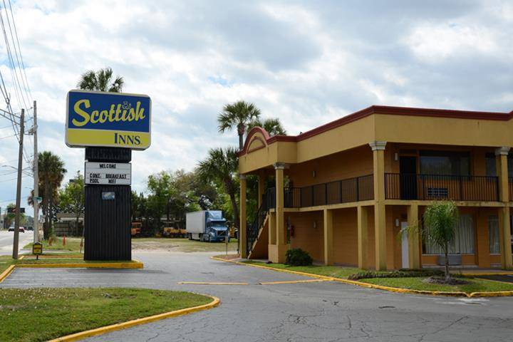 Scottish Inns Jacksonville, FL | 2300 Philips Hwy, Jacksonville, FL 32207, USA | Phone: (904) 396-2301