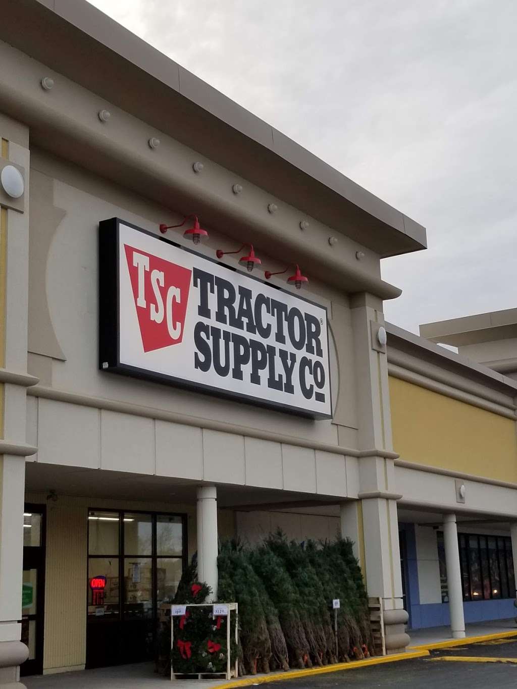 Tractor Supply Co. | 168 Milk St Ste 5, Westborough, MA 01581, USA | Phone: (508) 366-0333