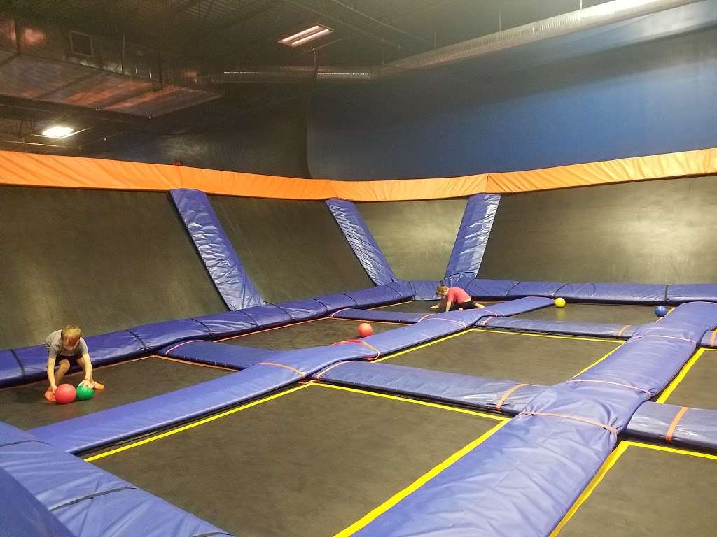 Sky Zone Trampoline Park | 6495 Quivira Rd, Shawnee, KS 66216 | Phone: (913) 213-5900