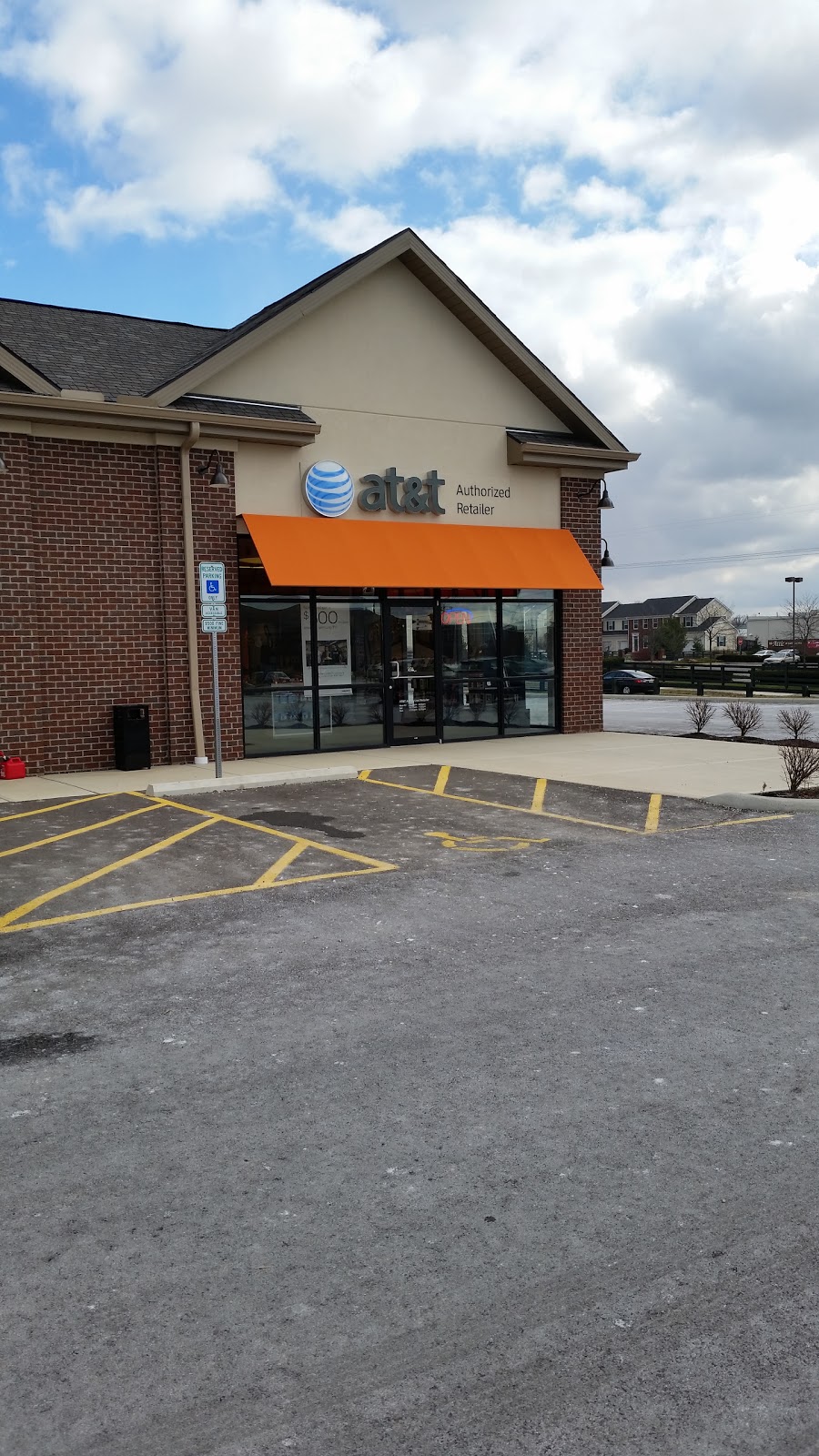 AT&T Store | 4994 N Hamilton Rd, Columbus, OH 43230, USA | Phone: (614) 656-4077