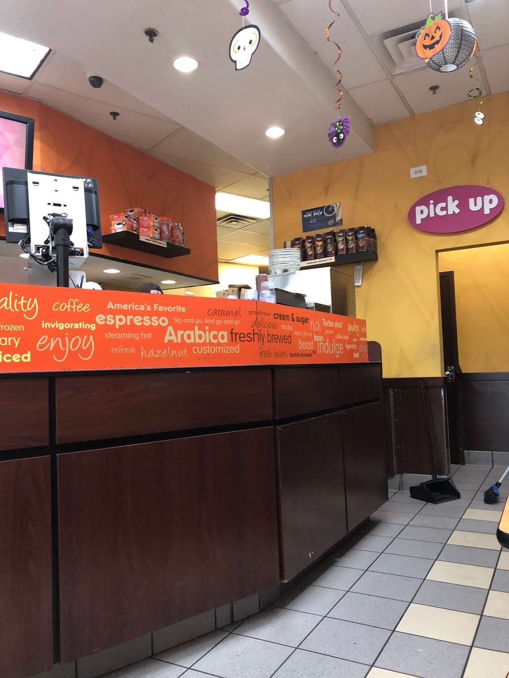 Dunkin | 3685 Bruckner Blvd, The Bronx, NY 10461, USA | Phone: (718) 518-0341