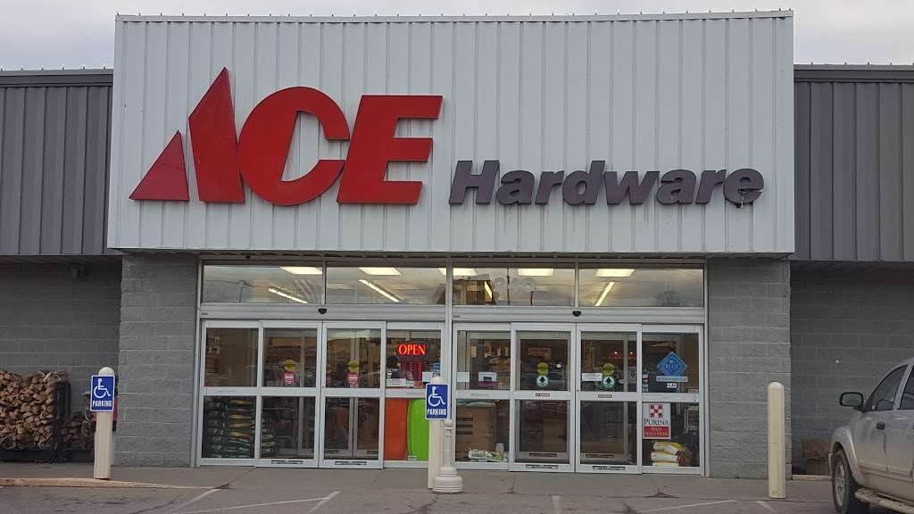 Trails West Ace Hardware | 240 N Moonlight Rd, Gardner, KS 66030, USA | Phone: (913) 856-4536