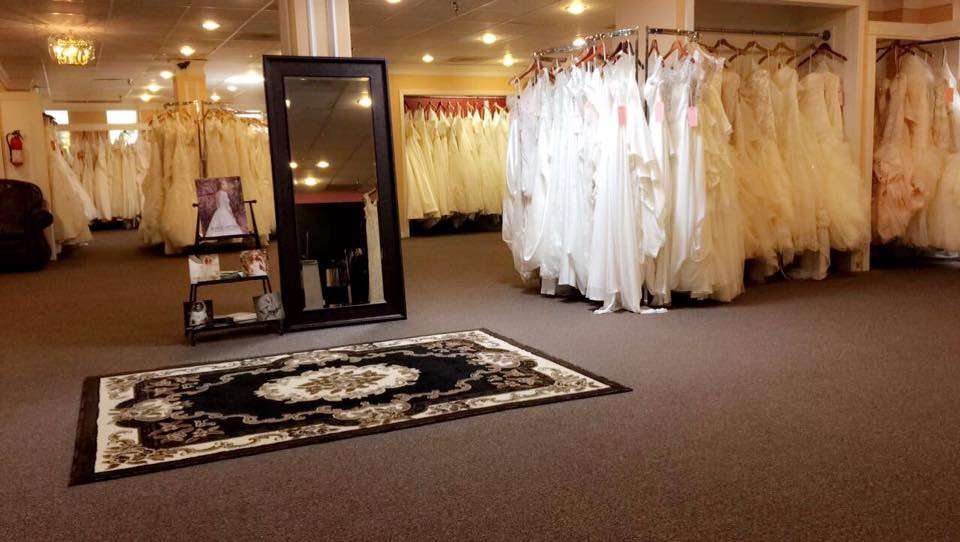 Amore Bridal Couture | 5200 W Loop S, Bellaire, TX 77401, USA | Phone: (713) 668-3100