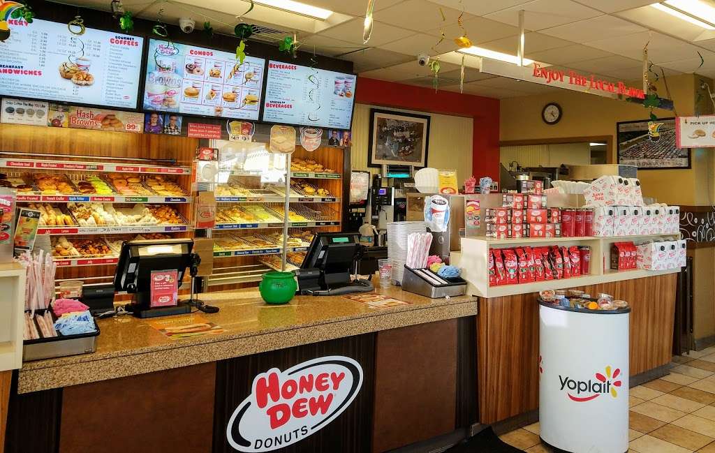 Honey Dew Donuts | 142 Lowell St, Wakefield, MA 01880, USA | Phone: (781) 224-0966