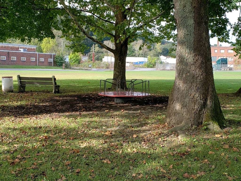 Francis E. Lubinsky Playground | Port Carbon, PA 17965