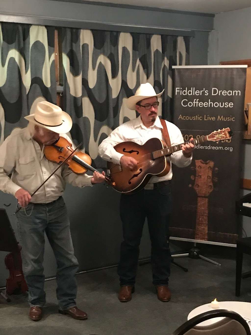 Fiddlers Dream Coffee House | 1702 E Glendale Ave, Phoenix, AZ 85020, USA | Phone: (602) 997-9795