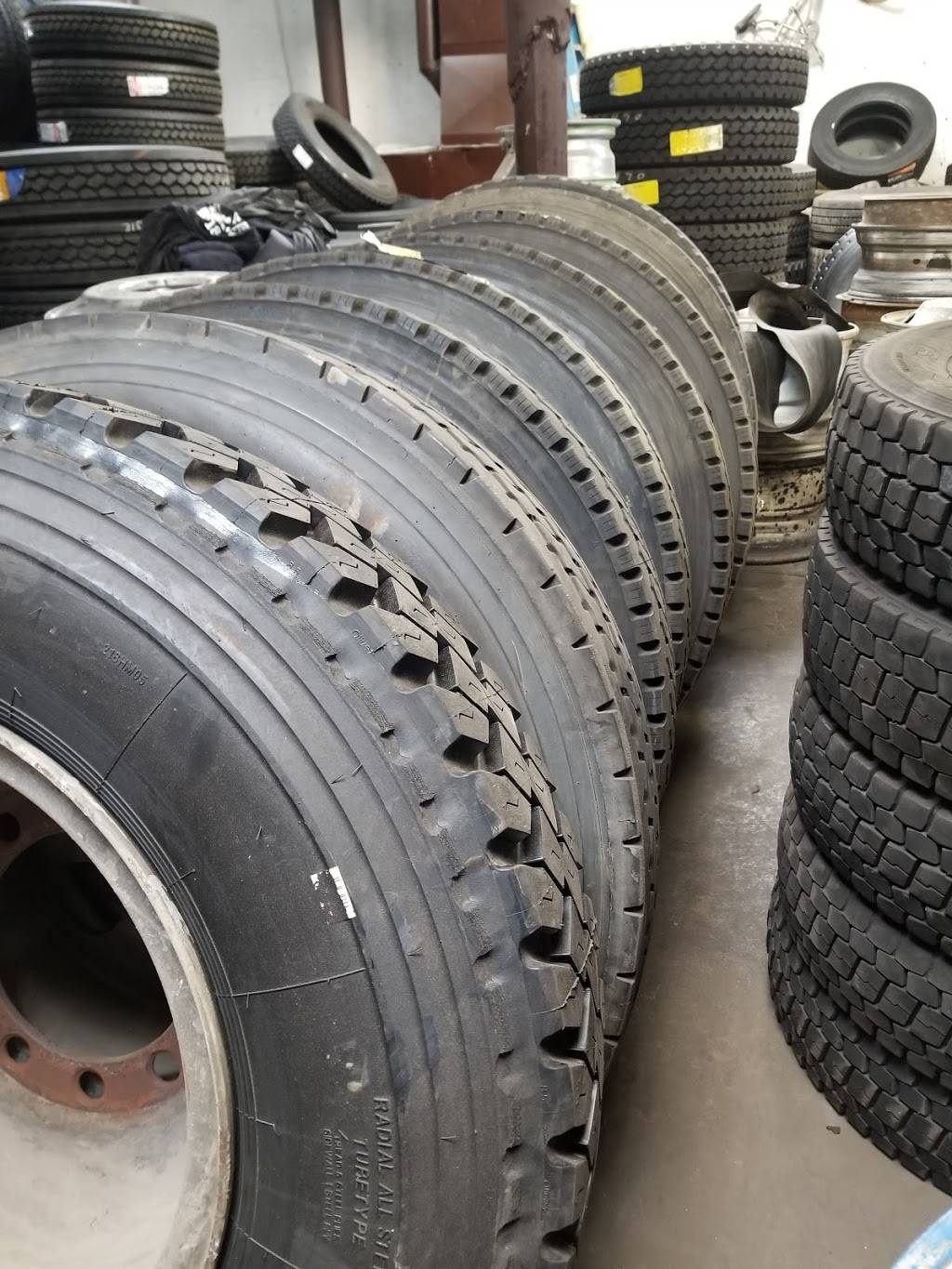 Samco Truck Tire | 1257 Grand St, Brooklyn, NY 11211, USA | Phone: (718) 366-7492