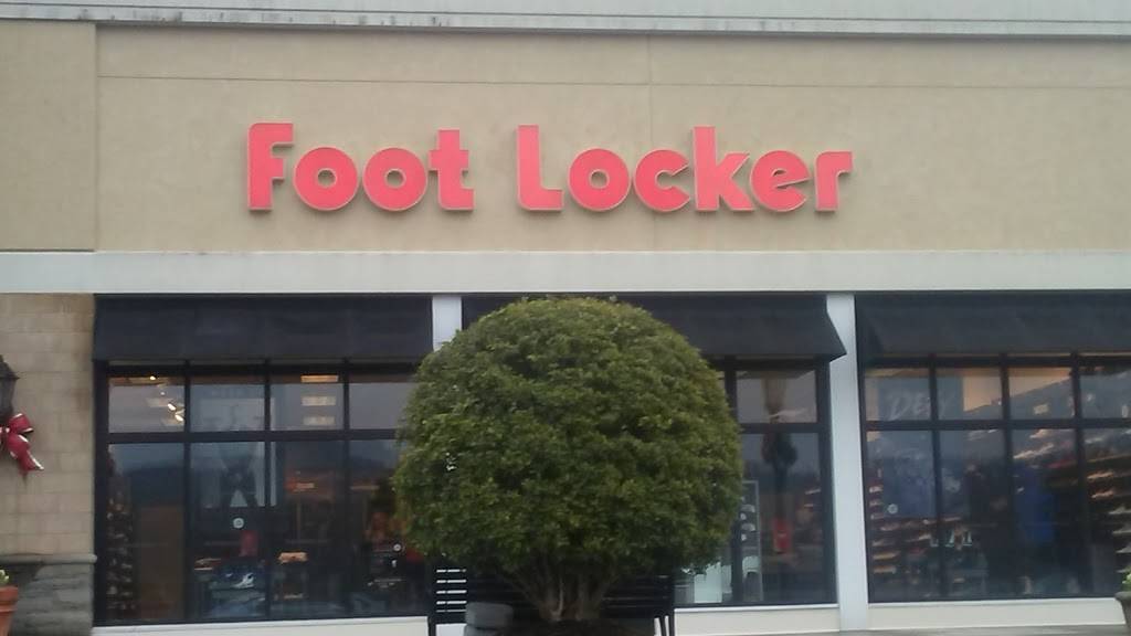 Foot Locker | 5006 Pinnacle Square, Birmingham, AL 35235, USA | Phone: (205) 655-5886