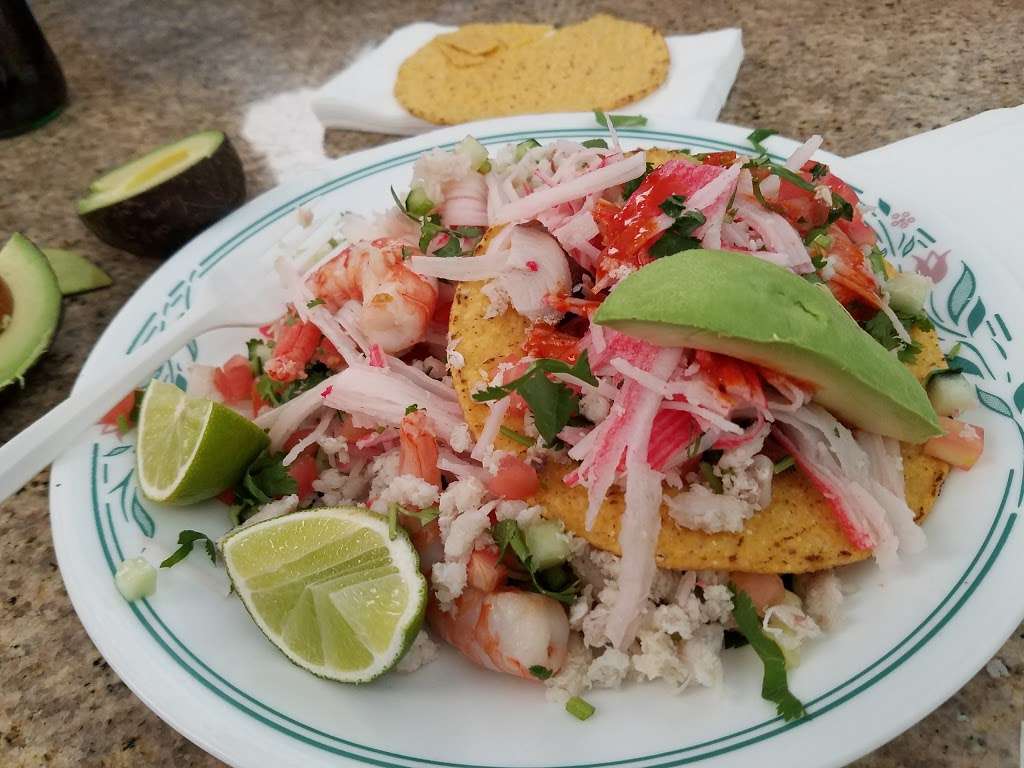 Mariscos Manzanillo | 2124 Nadeau St, Los Angeles, CA 90001 | Phone: (323) 585-3747