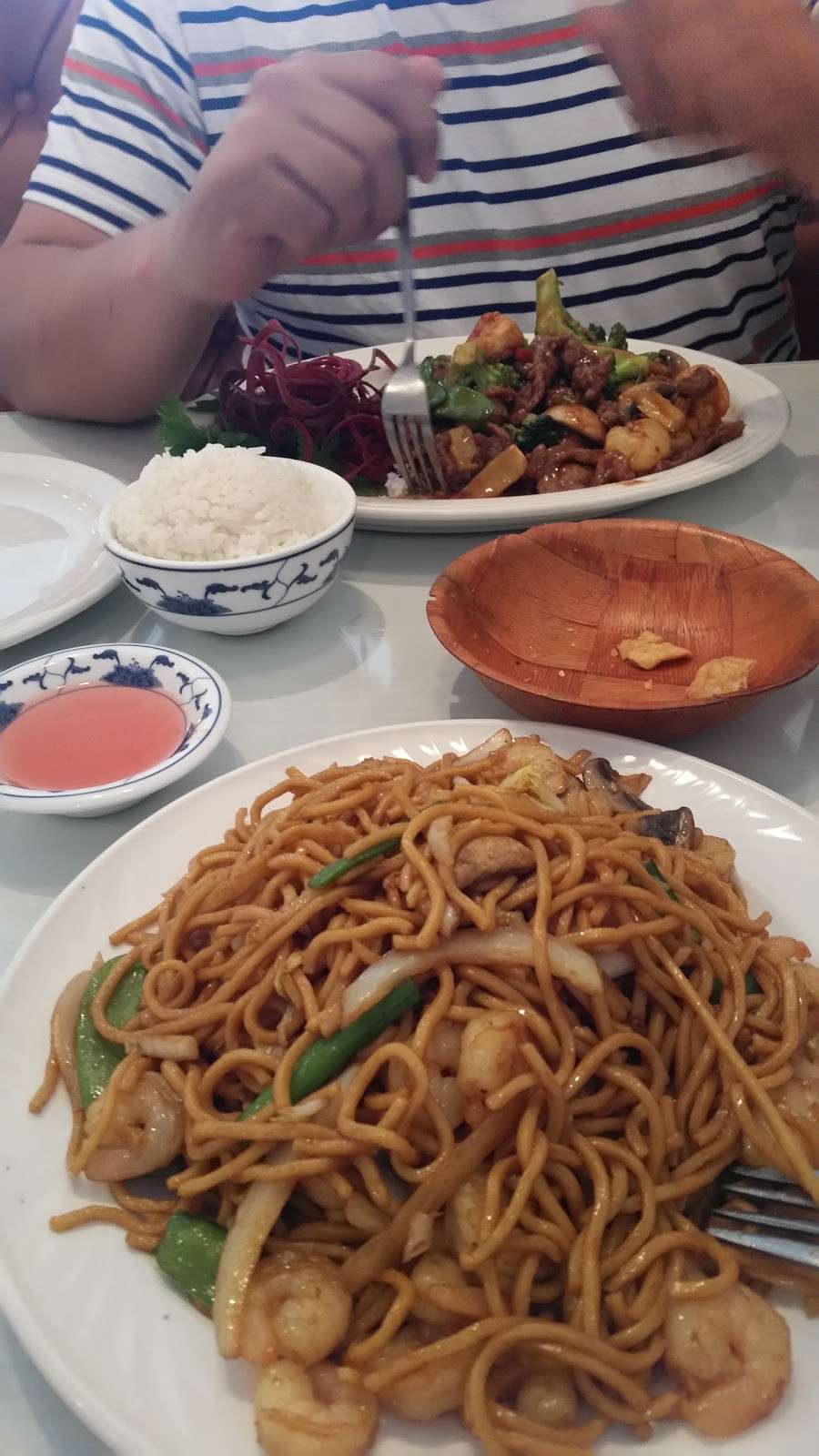 The Grand Fine Chinese Dining | 85 S White Horse Pike, Hammonton, NJ 08037, USA | Phone: (609) 561-3398