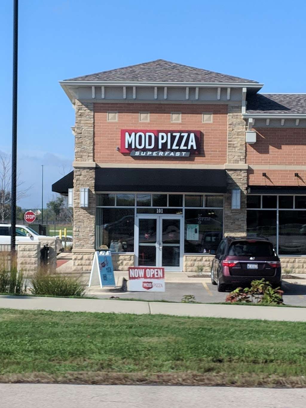MOD Pizza | 1190 S Randall Rd, Elgin, IL 60123, USA | Phone: (224) 204-2970