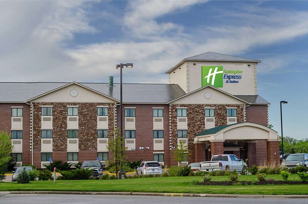 Holiday Inn Express & Suites Olathe South | 15475 S Rogers Rd, Olathe, KS 66062, USA | Phone: (913) 948-9000