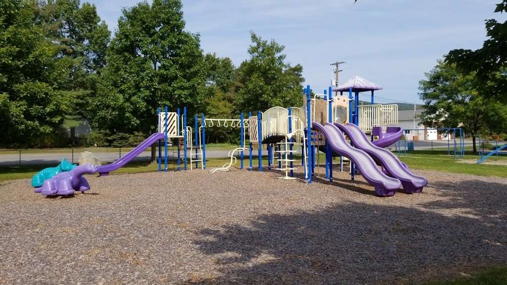 Archbald Boro Playground | 116 Betty St #114, Eynon, PA 18403, USA