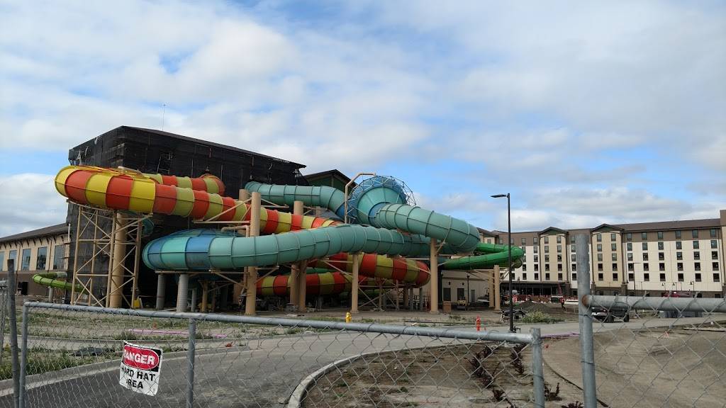 great wolf lodge manteca slides