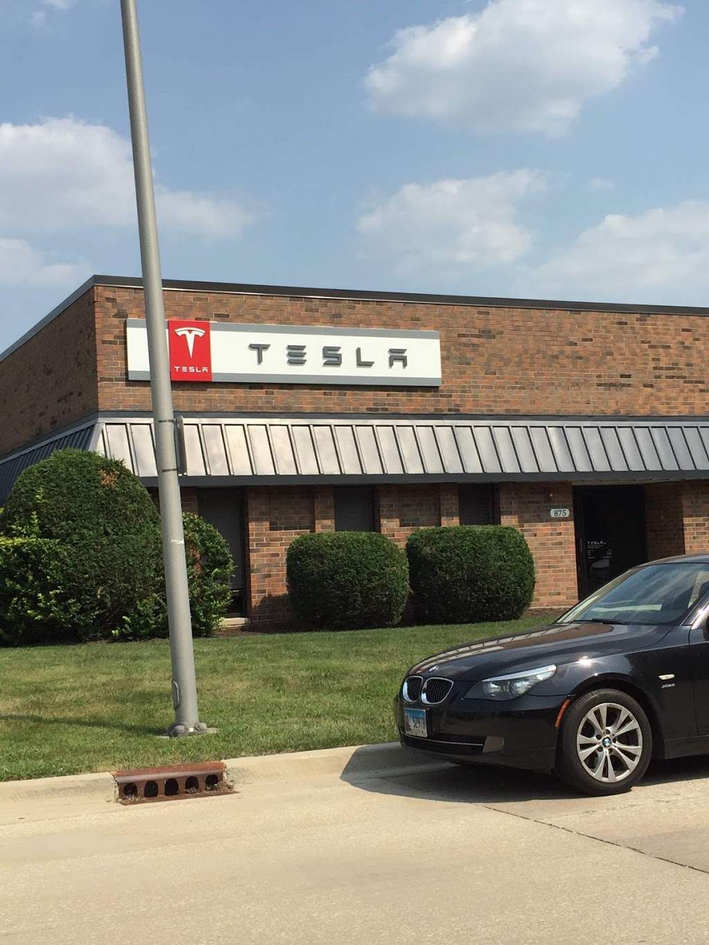 Tesla Body Repair | 875 N Ellsworth Ave, Villa Park, IL 60181 | Phone: (630) 359-2193