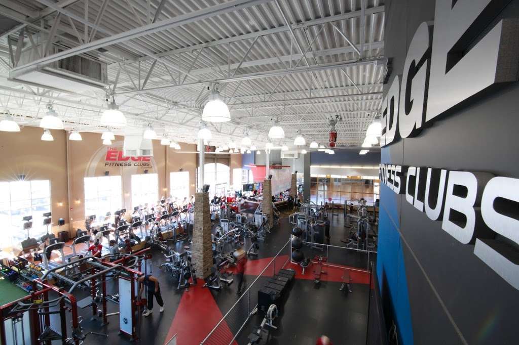 The Edge Fitness Clubs Trumbull | 41 Monroe Turnpike, Trumbull, CT 06611, USA | Phone: (203) 880-5525