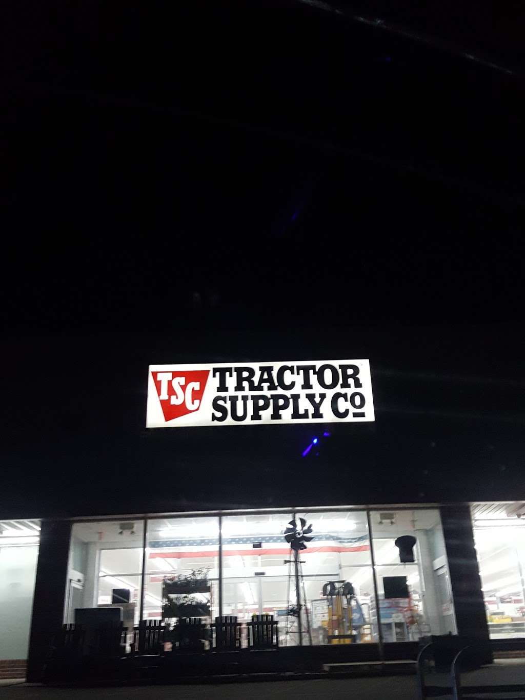 Tractor Supply Co. | 128 NJ-94 Ste 9, Blairstown, NJ 07825, USA | Phone: (908) 362-0082