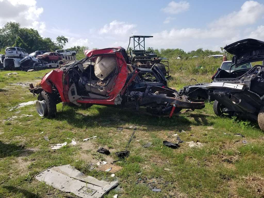 Mims Auto Salvage and Recyling | 2555 Hammock Rd, Mims, FL 32754, USA | Phone: (321) 267-1170