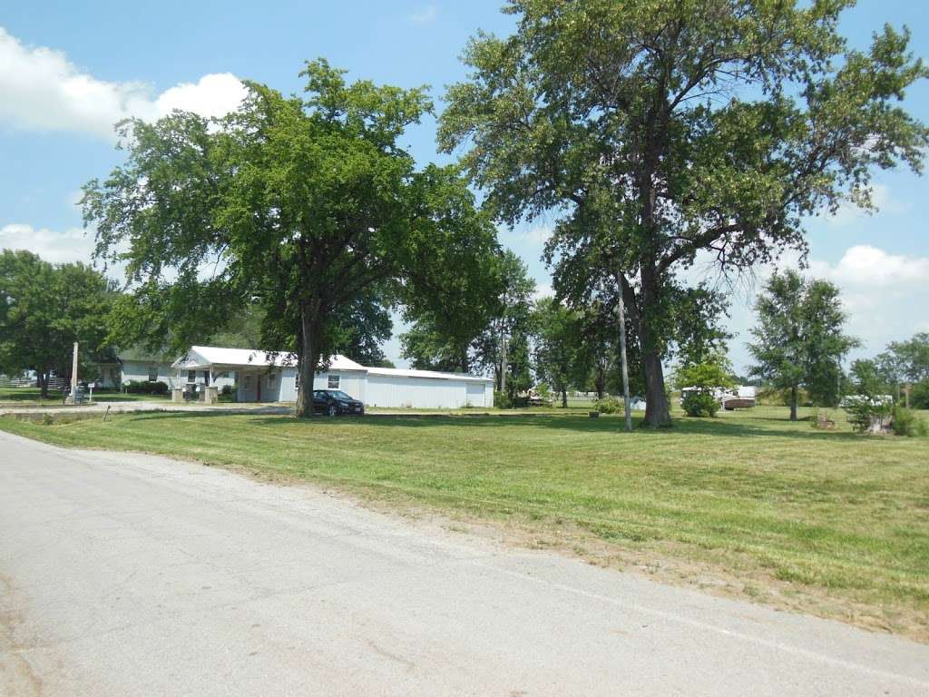 Show-Me Rest RV Park | 7045 NE Business 49 Loop, Passaic, MO 64730, USA | Phone: (816) 835-6093