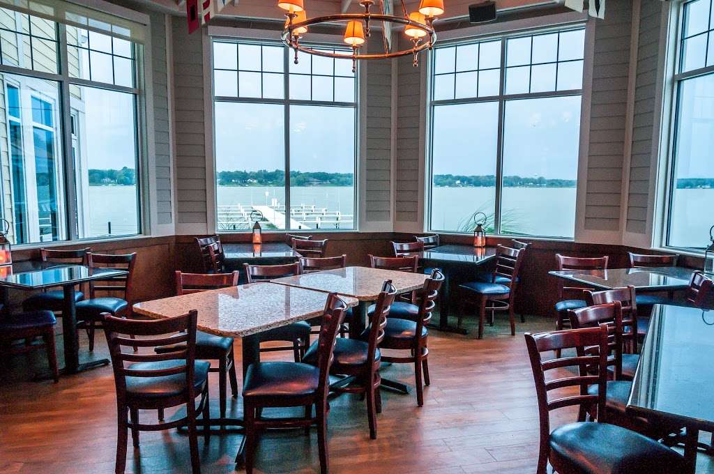 Lighthouse Restaurant | 7501 Constitution Ave, Cedar Lake, IN 46303, USA | Phone: (219) 374-9283