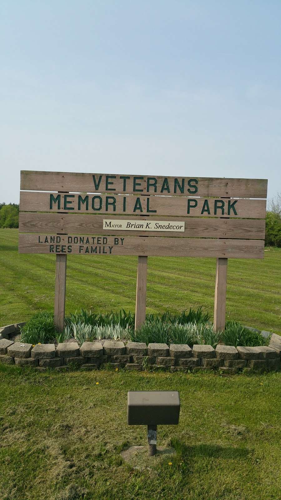 Veterans Memorial Park | 5899 E 73rd Ave, Hobart, IN 46342