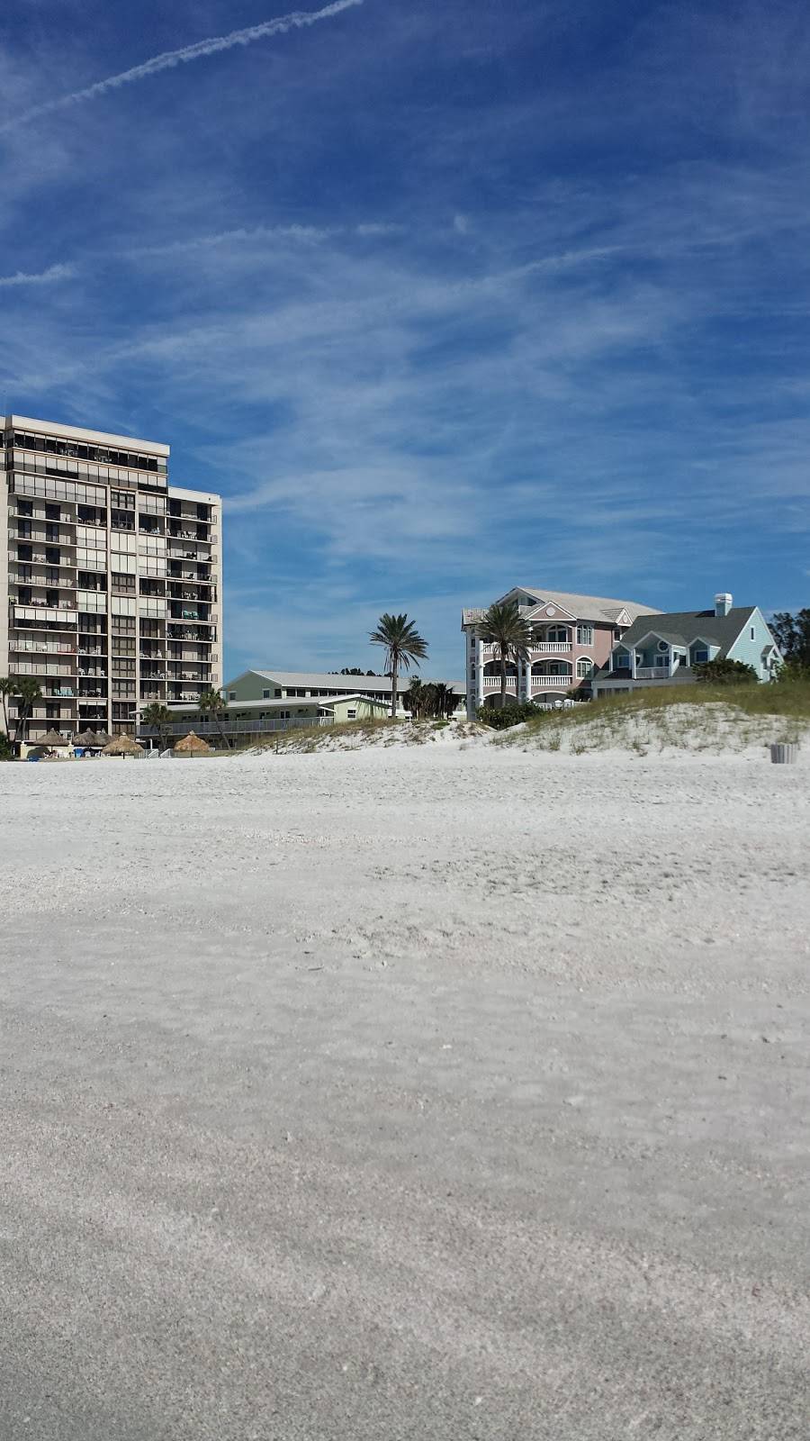 Hideaway Sands Resort | 3804 Gulf Blvd, St Pete Beach, FL 33706, USA | Phone: (727) 367-2781