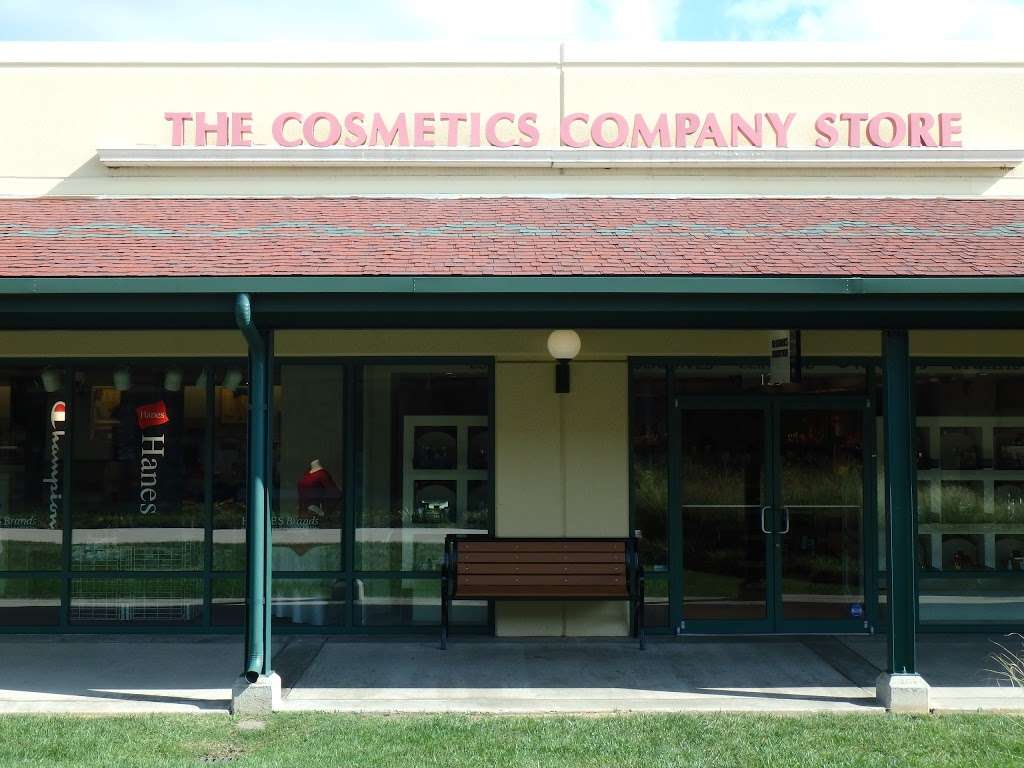 Cosmetics Co Store | 125 Premium Outlets Blvd, Hagerstown, MD 21740 | Phone: (301) 665-9710