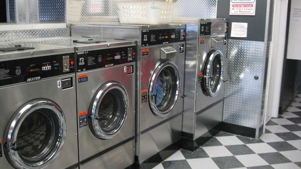 Cheswold Laundromat | 62 Holly Oak Lane #4, Dover, DE 19904, USA | Phone: (302) 747-7234